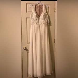 Never worn Alfred Angelo wedding dress